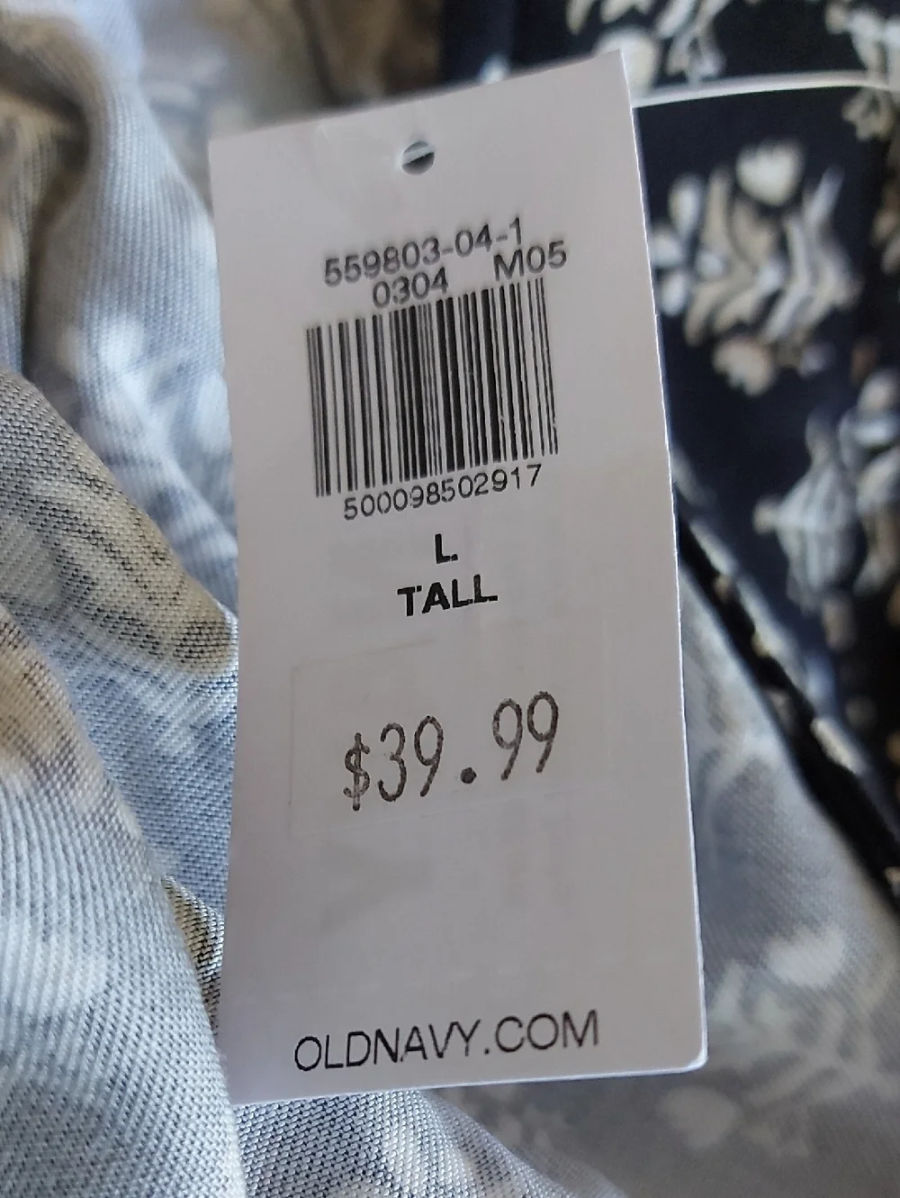 Old Navy Blue and White Printed Fabric Tag - Picture 4 of 7